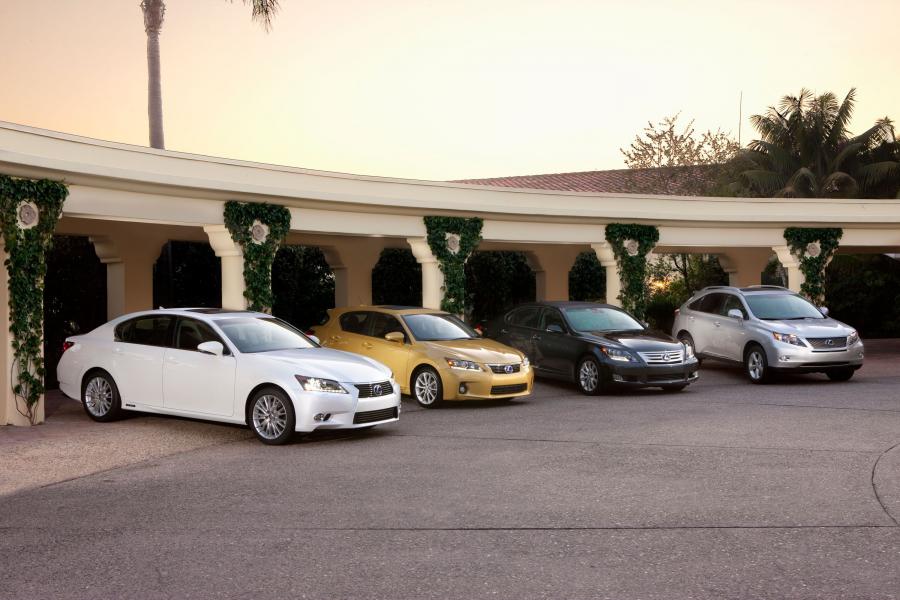  Lexus GS450h 2011 года  (фото 13 из 208)